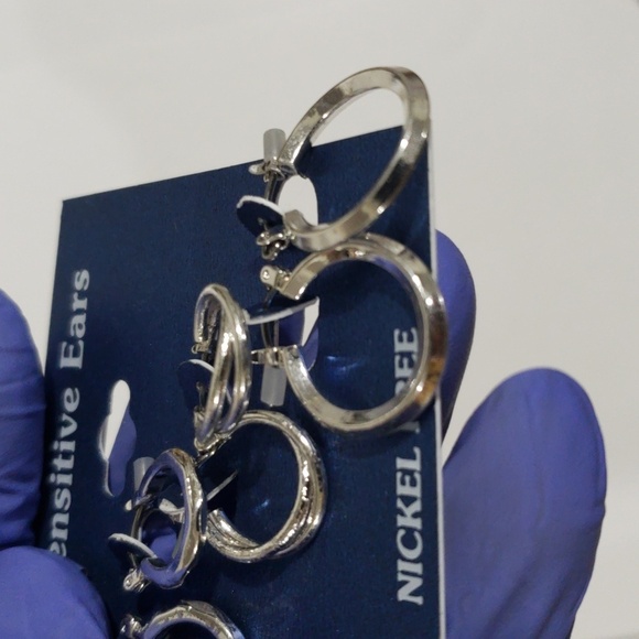 Elegant Set of 3 Silver-tone Hoop Design Earrings - Women's Fashion Jewelry - Picture 6 of 7